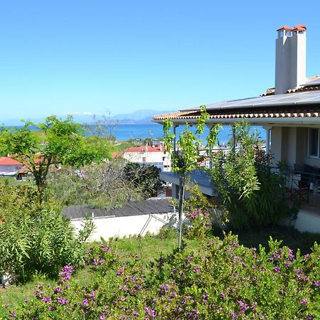 Corinthian Sun - Vacation Home Luaran gambar