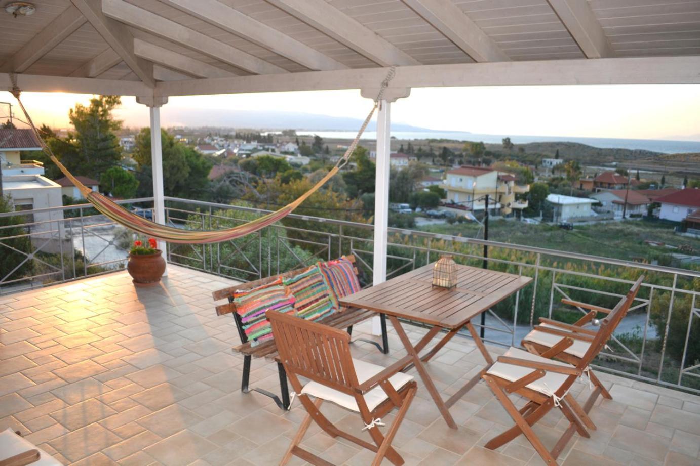 Corinthian Sun - Vacation Home Luaran gambar