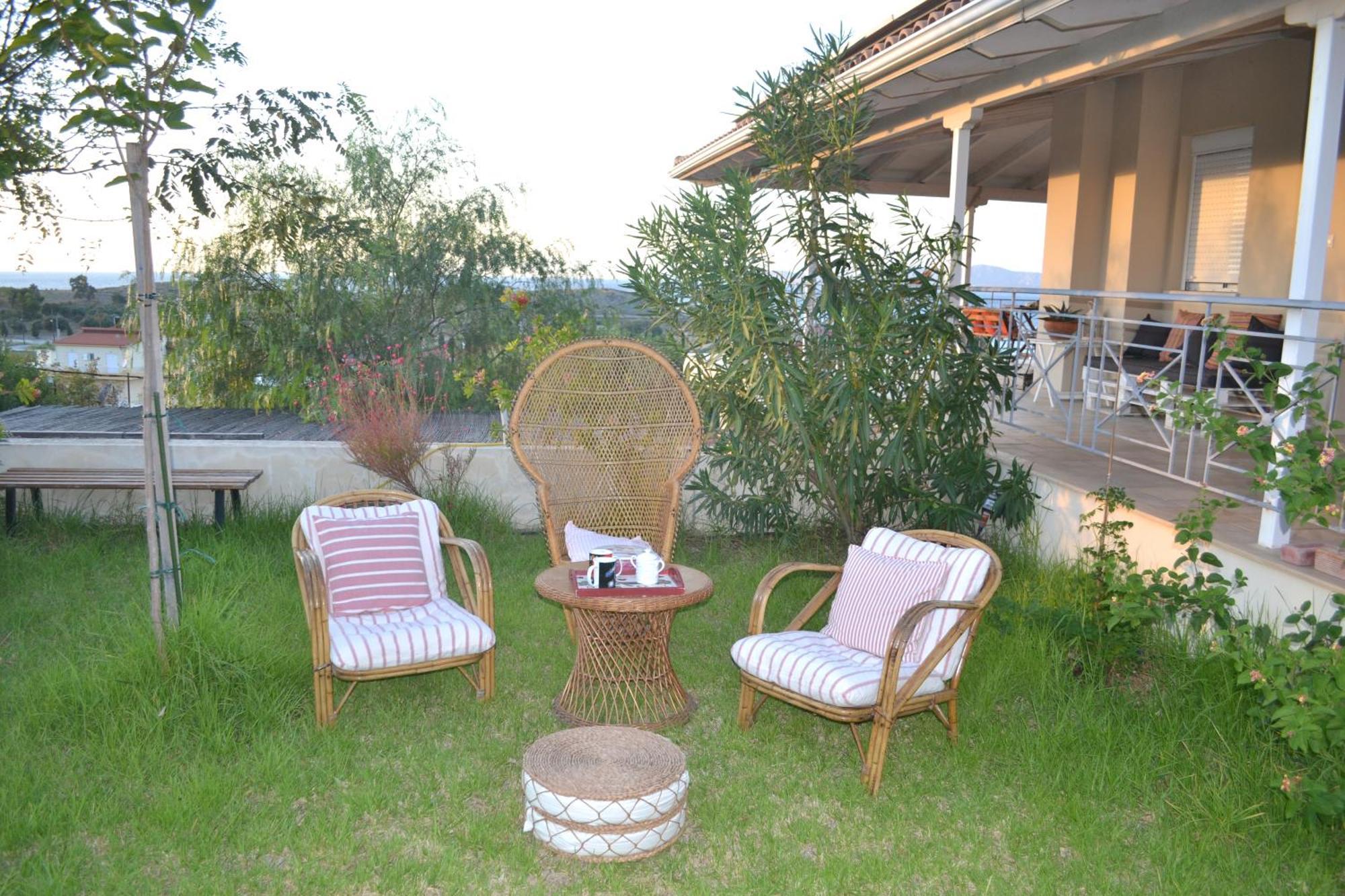 Corinthian Sun - Vacation Home Luaran gambar